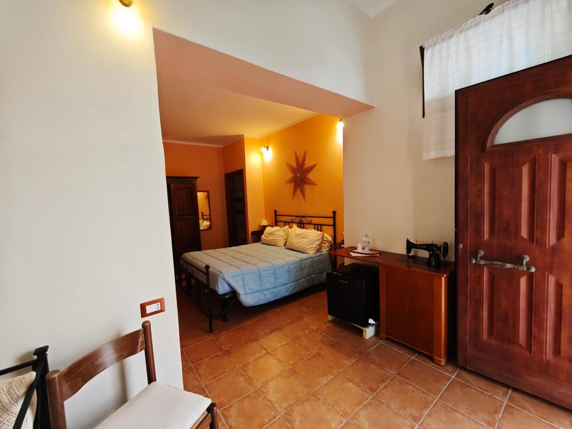 B&B Domu Delunas Giba Exterior foto