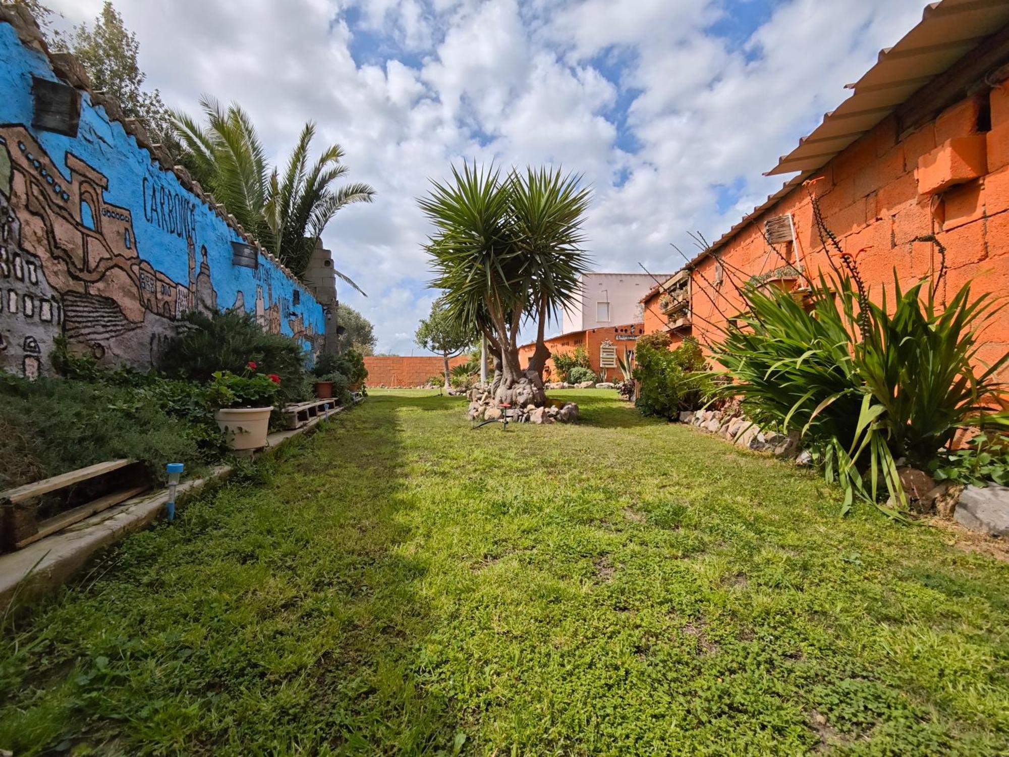 B&B Domu Delunas Giba Exterior foto